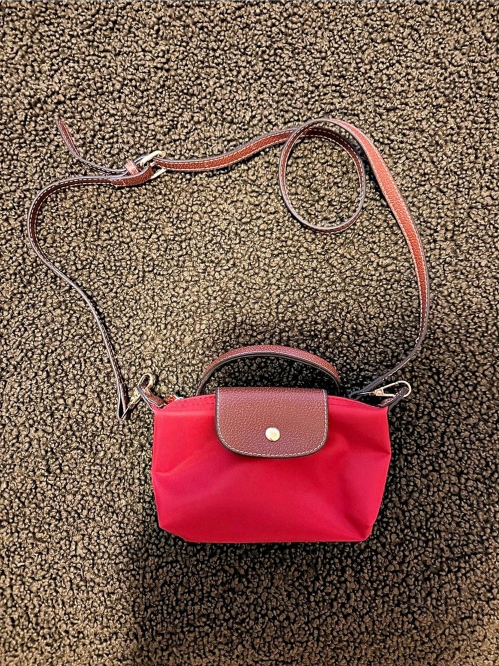 Red Nylon Zippy Bag